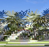 Sandcastles on the Broadwater - Tourism Search