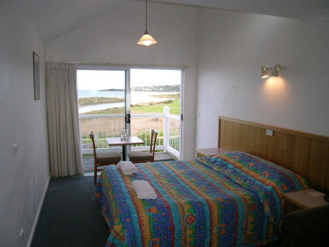 A Great Ocean View Motel - Tourism Search 6