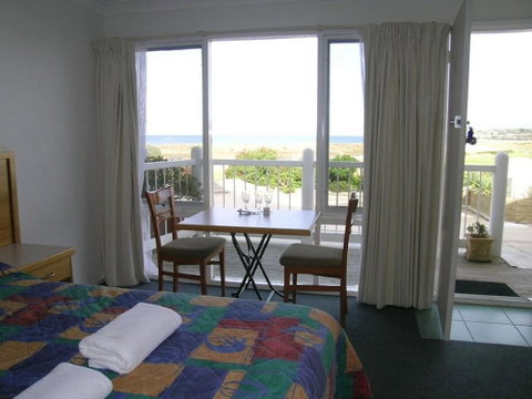 A Great Ocean View Motel - Tourism Search 4
