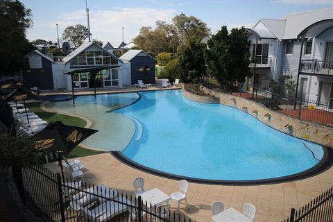 Mandurah Quay Resort - Tourism Search 6