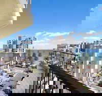 Rainbow Commodore Apartments - Tourism Search