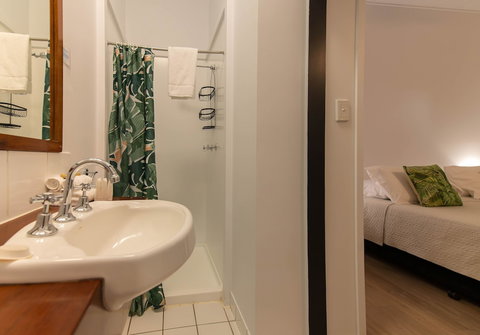 Cape Tribulation Beach House - Tourism Search 5