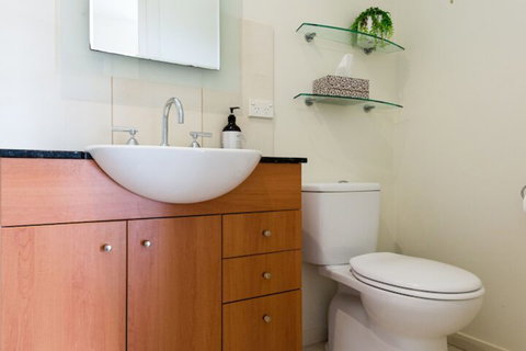 Hilltop House - Tourism Search 7