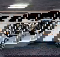 Black Diamond Lodge - Tourism Search