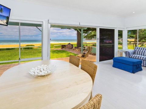 Beachside Bungalow #4 4 / 139 Avoca Drive Avoca Beach - Tourism Search 3