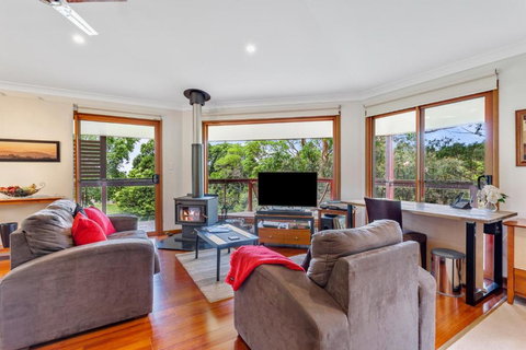 Ravensbourne Escape Tree Tops - Tourism Search 6