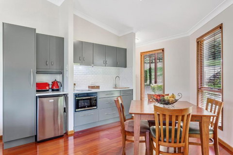 Ravensbourne Escape Tree Tops - Tourism Search 4