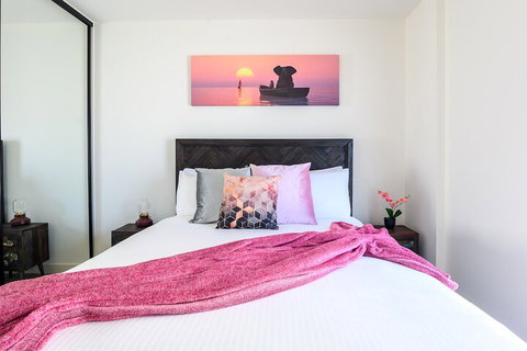 JUDD A Stylish Abode Awaits You - Tourism Search 6