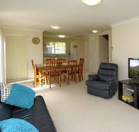 Pebble Parade1 / 8 - Tourism Search