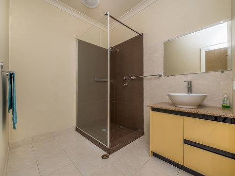 Seafront Unit 60 - Tourism Search 4