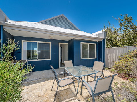 Seafront Unit 60 - Tourism Search 0