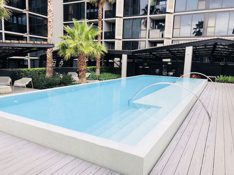 Comfy 2-Bedroom Apartment Level 5 - Tourism Search 0