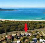 Sounds of Sunshine 1 Upstairs half of House - Tourism Search