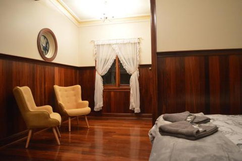 Gargoyle Lodge - Tourism Search 3