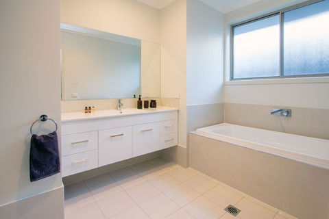 Vantage Court A Hidden Gem Of Mudgee 11 - Tourism Search 1