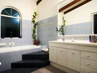 Castle On The Hill - Tourism Search 1