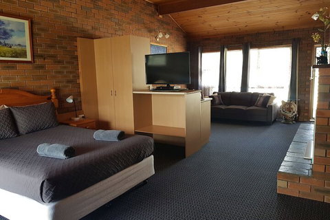 Walkabout Motel - Tourism Search 7