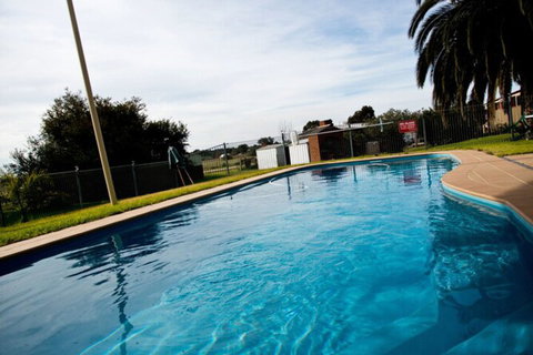 Walkabout Motel - Tourism Search 4