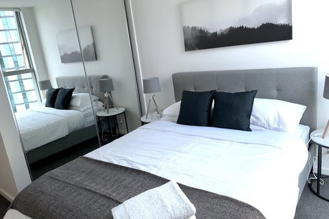 JC Waterview Apartments On Collins - Tourism Search 6