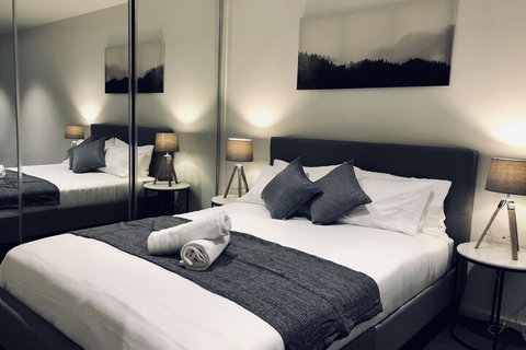 JC Waterview Apartments On Collins - Tourism Search 7
