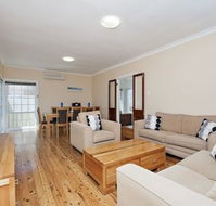 Longboard 11 Boulder Bay Road - Tourism Search