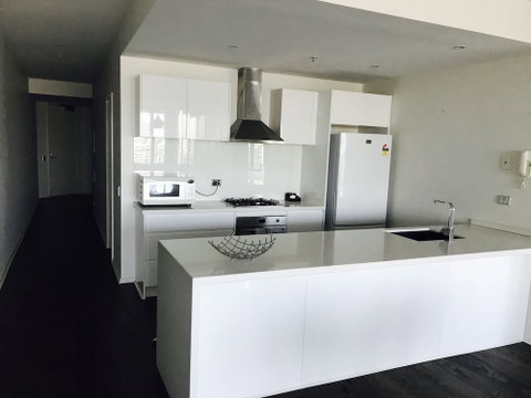 Apartments Melbourne Domain - New Quay Docklands - Tourism Search 5