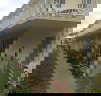 Bayshores Holiday Apartments - Tourism Search