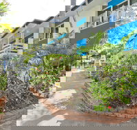 Silver Sands Apartments - Tourism Search