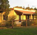 Dees Villa Bed  Breakfast