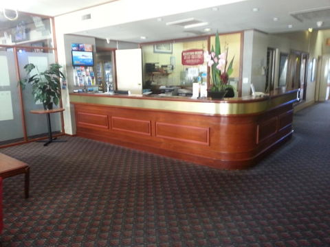 Grand Tasman Hotel - Tourism Search 4