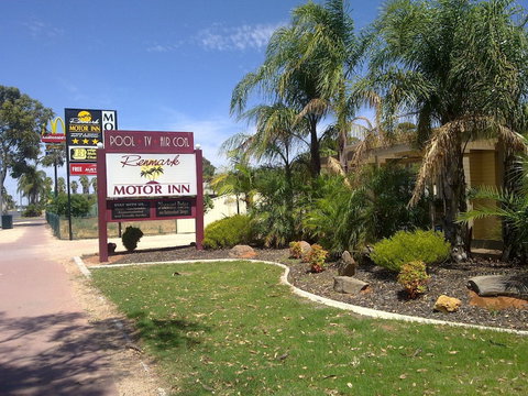 Renmark Motor Inn Motel - Tourism Search 1
