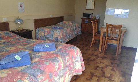 Goolgowi Highway Motel - Tourism Search 3
