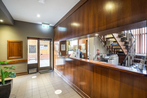 Meadow Inn Hotel-Motel - Tourism Search 1