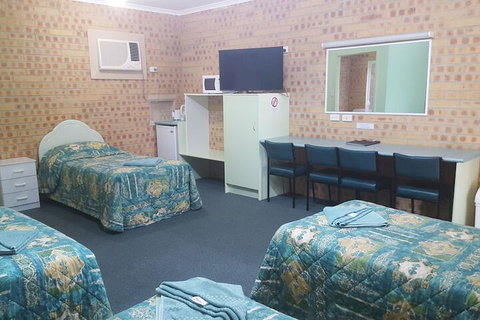 Tiaro Motor Inn - Tourism Search 2