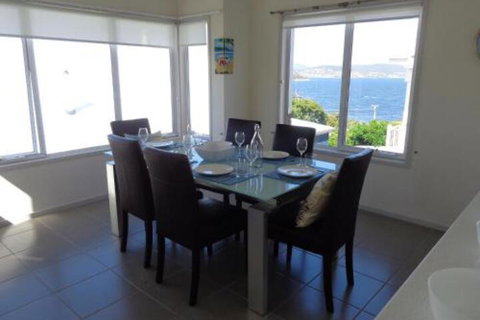 Chapman Street Townhouse Bellerive HobartTasmania - Tourism Search 0