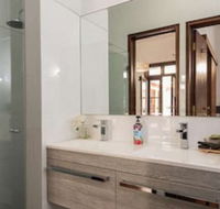 Fairway Manor Accommodation - Tourism Search