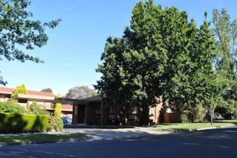 Nunawading Motor Inn - Tourism Search 0