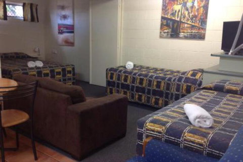 Ayr Max Motel - Tourism Search 4