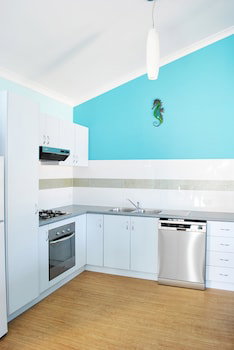 Driftwood Apartments - Tourism Search 6