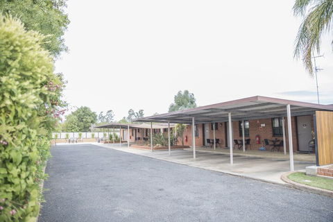 Charleville Motel - Tourism Search 4