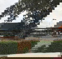 Santos Cafe And Bar - Tourism Search