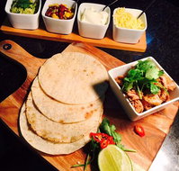 Chally's Bar and Bistro - Tourism Search