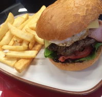 Drouin PizzaBurger Lounge - Tourism Search