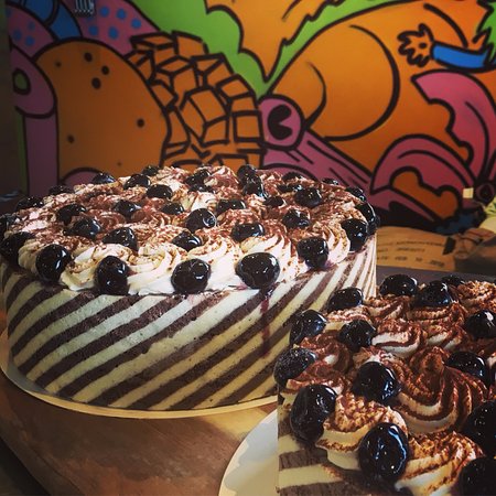 Gusto Gelateria And Pastry - Tourism Search 0