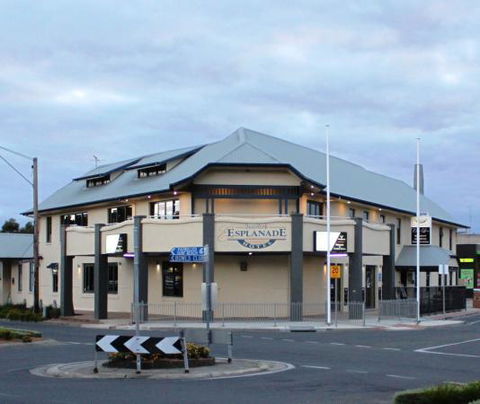 Inverloch Esplanade Hotel - Tourism Search 0