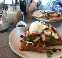 Ollie's Cafe Bar - Tourism Search
