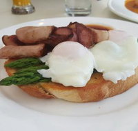 Hughzies Lakeside Brasserie