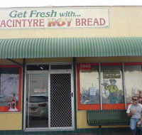 MacIntyre Hot Bread Shop - Tourism Search