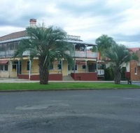 Coach House Inn - Tourism Search