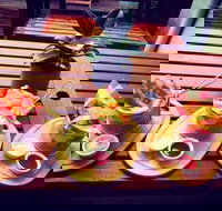 DeepGroove - Tourism Search